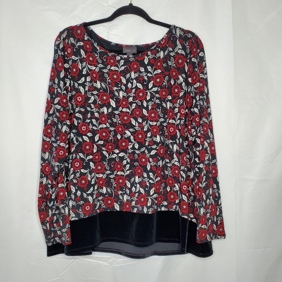 J. Jill Wearever Collection Velour Hem Top Size XL Long Sleeve Dark Floral - Picture 13 of 13